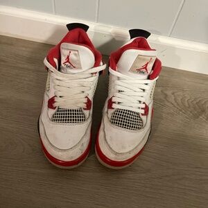 Jordan 4 Fire Red